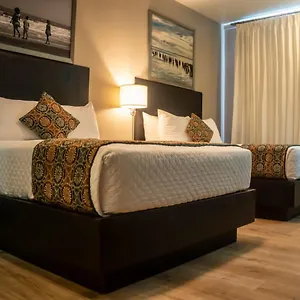 R Hotel Kingston
