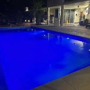 Marina Terraces Aparthotel Port Douglas